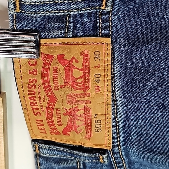 LEVI'S 505 40x30 straight leg jeans - Picture 5 of 6
